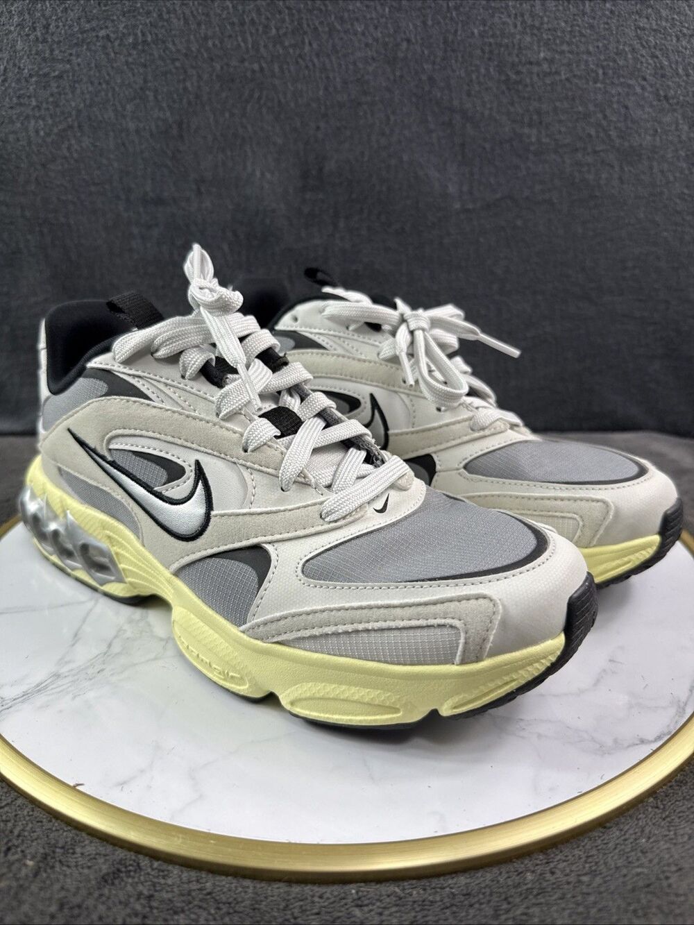 Nike Zoom Air Fire Women Size 8 Grey Yellow Silver Athletic Running Sneakers EUC